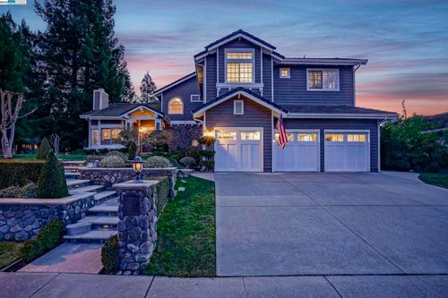 1 Heartland Ct, Danville, CA, 94506-6109 | Card Image