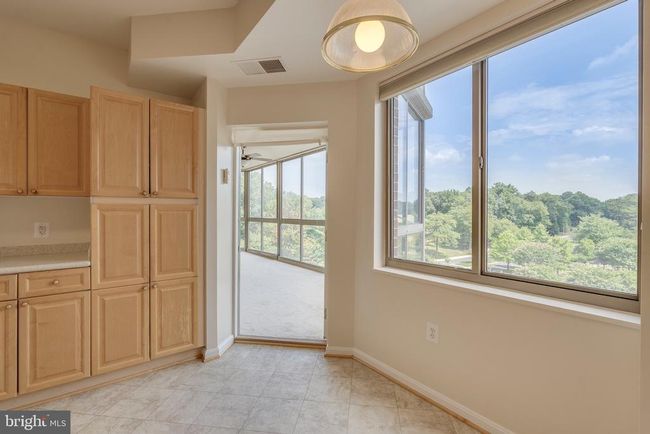 APT-409 - 3100 N Leisure World Blvd, Condo with 2 bedrooms, 2 bathrooms and null parking in SILVER SPRING MD | Image 9