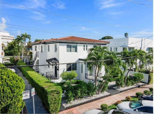 1-813 W 39th St, Miami Beach, FL, 33140-3816 | Card Image