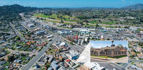 855 Franklin Ave, El Cajon, CA, 92020-4909 | Card Image