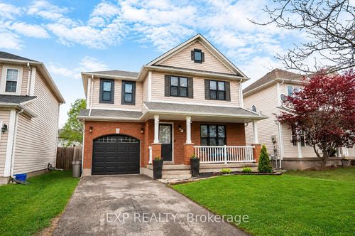 24 Lovell Cres, Brantford, ON, N3T6P3 | Card Image