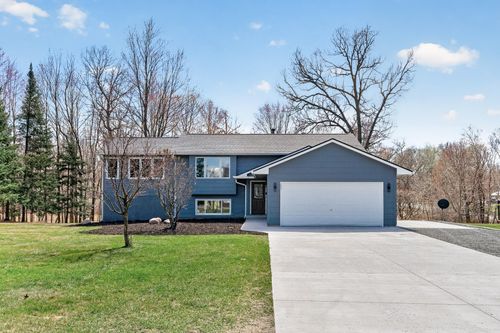 2636 226th Ln Ne, East Bethel, MN, 55011-4615 | Card Image