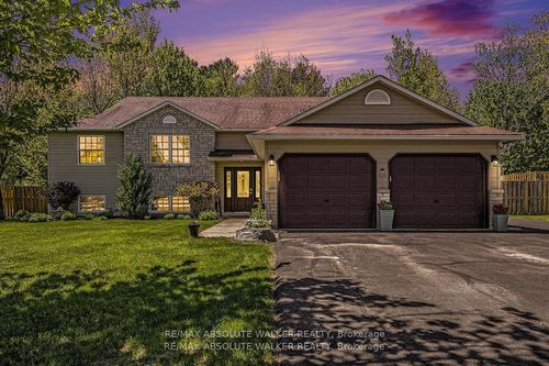 525 Nuthatch Dr, Petawawa, ON, K8H0A9 | Card Image