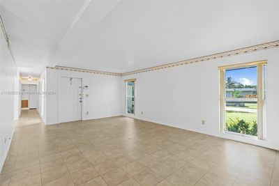 7205 Nw 67th St, House other with 3 bedrooms, 2 bathrooms and null parking in Tamarac FL | Image 3