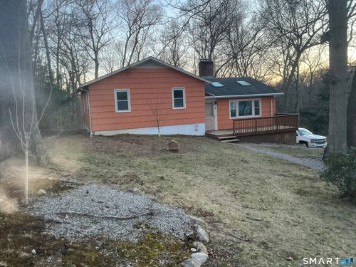 4 N Glenwoods Rd, Gales Ferry, CT, 06335-1013 | Card Image