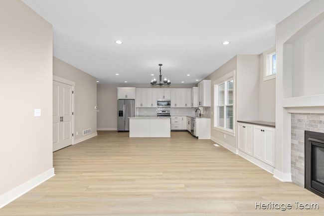 58 - 3446 S Riverwalk Dr, Condo with 2 bedrooms, 2 bathrooms and null parking in Hamilton MI | Image 5