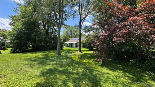 1006 S Carleton Ct, Bloomington, IN, 47401-8130 | Card Image