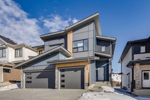 23 Heritage Hts, Cochrane, AB, T4C2R4 | Card Image