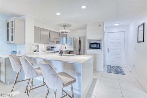 apt-231-3462 Hancock Bridge Pkwy, NORTH FORT MYERS, FL, 33903-7024 | Card Image