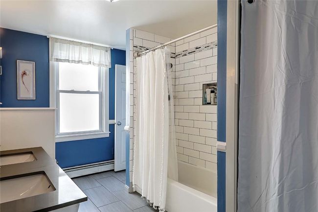 APT-3 - 20 7 Th St, Condo with 2 bedrooms, 1 bathrooms and 2 parking in Providence RI | Image 21