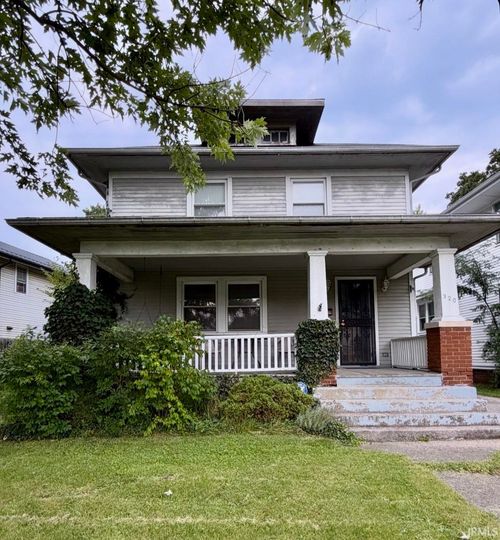 320 S Cornell Cir, Fort Wayne, IN, 46807-2820 | Card Image