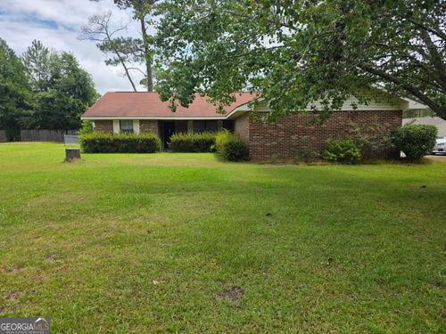 227 Colonial Dr, Baxley, GA, 31513-7090 | Card Image