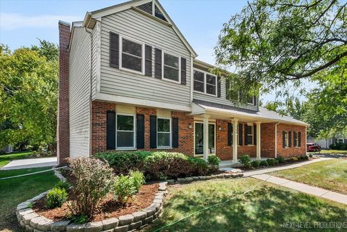 1704 Kenyon Dr, Naperville, IL, 60565-1716 | Card Image