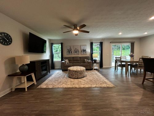 7506 Harbor Way, Harrison, OH, 45030-7003 | Card Image