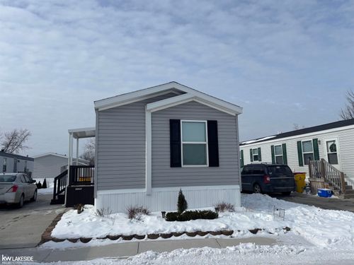 38047 Leverette Ave, Clinton Twp, MI, 48038-3327 | Card Image