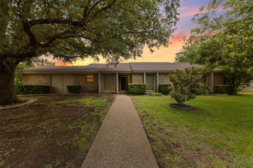 9915 Ramblewood Dr, Woodway, TX, 76712-3118 | Card Image