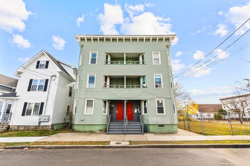 746 Maple St, Bridgeport, CT, 06608-2060 | Card Image