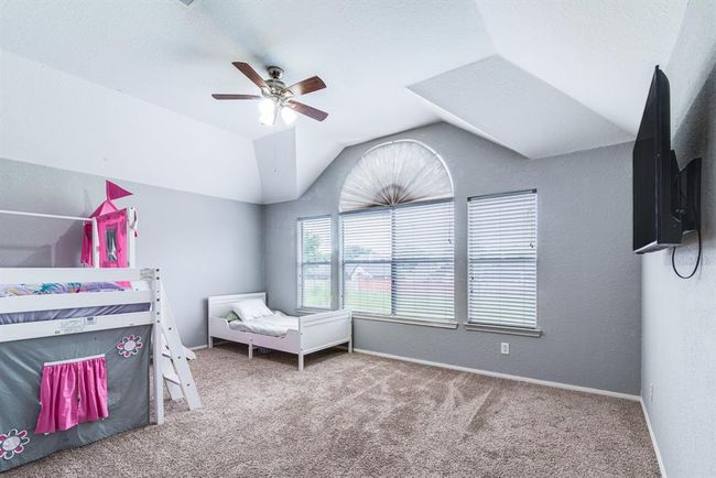 Large game-room | Image 21