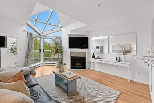 405-908 W 7th Avenue, Vancouver, BC, V5Z1C3 | Card Image