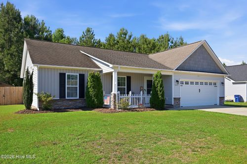 322 Tamarack Dr, Ayden, NC, 28513-1601 | Card Image