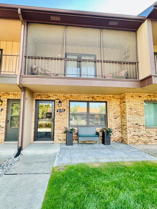 846 Jordan Cir, Schererville, IN, 46375 | Card Image
