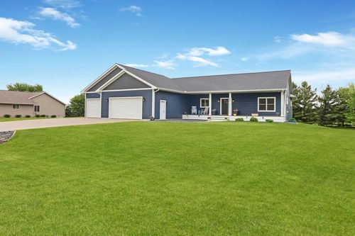 270 Johnson Pkwy, Hammond, WI, 54015-9673 | Card Image