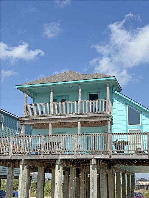 4719 Bluewater Dr, Freeport, TX, 77541 | Card Image