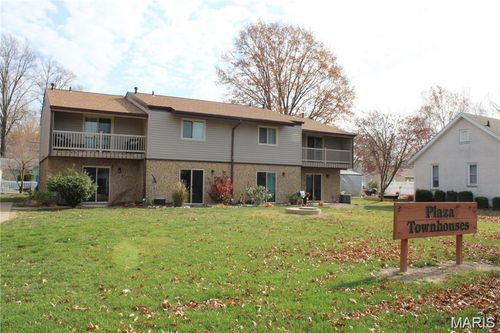 apt-8-1503 Poplar St, Highland, IL, 62249-2151 | Card Image