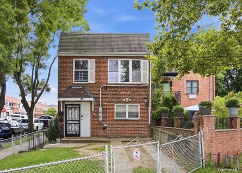 2063 Hazen St, East Elmhurst, NY, 11370-1141 | Card Image