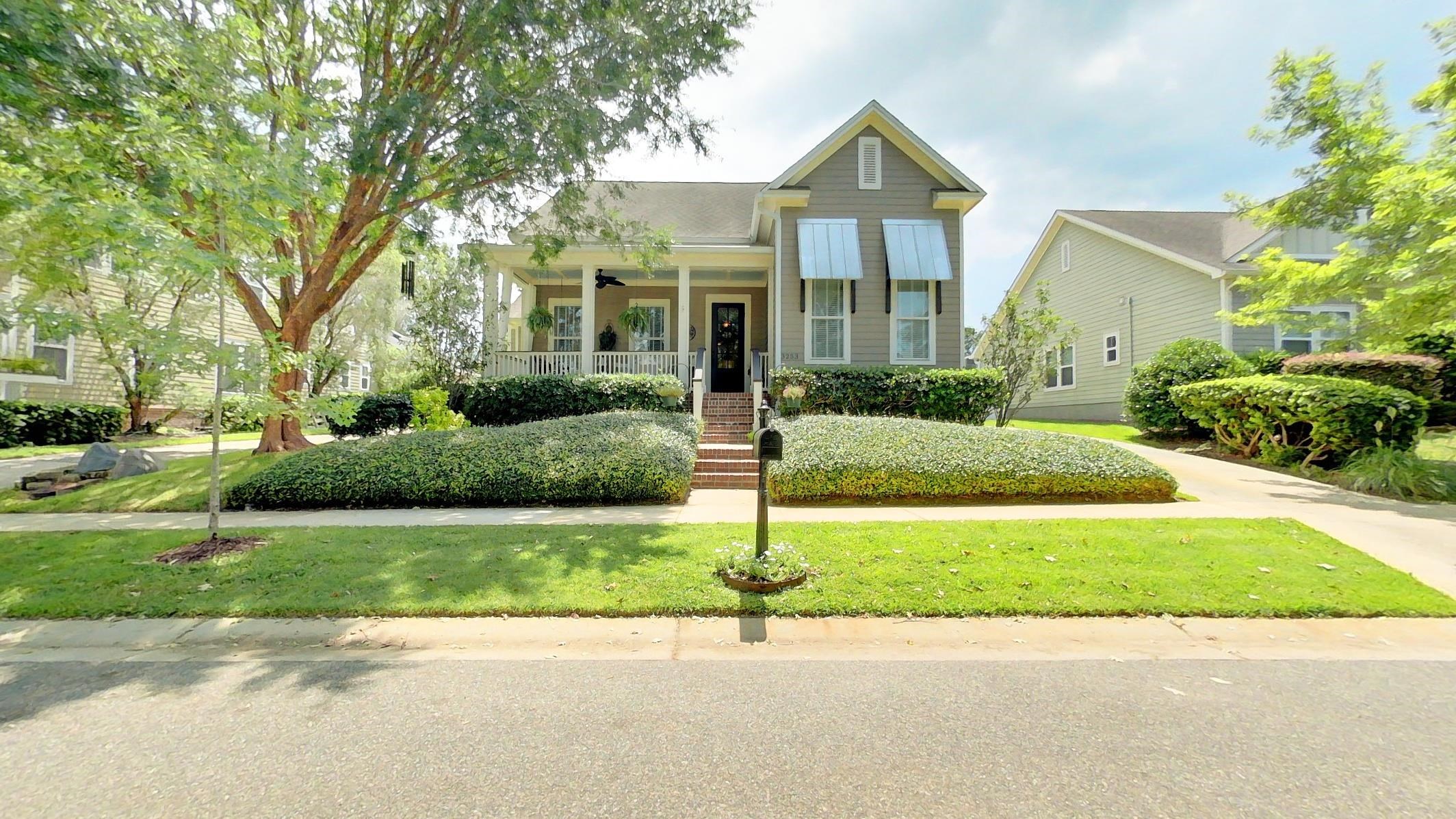 Carollton Dr, Tallahassee, FL 32311