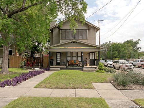 200 Queen Anne Ct, San Antonio, TX, 78209-6534 | Card Image