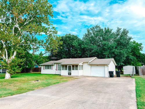 204 W Trunk St, Crandall, TX, 75114-2620 | Card Image