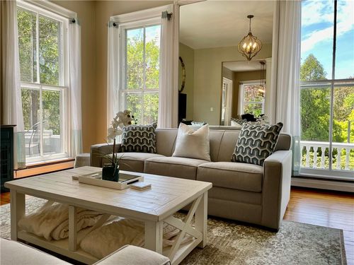 4-541 Bellevue Ave, Newport, RI, 02840-4253 | Card Image