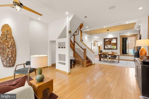 2728 13th St Nw, WASHINGTON, DC, 20009-5316 | Card Image