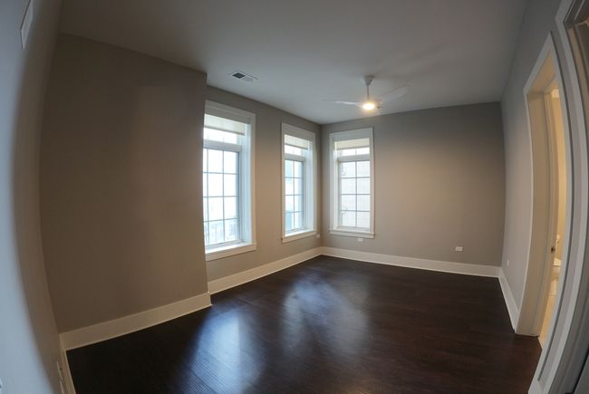 APT-303 - 2050 Clark St, Condo with 2 bedrooms, 2 bathrooms and 1 parking in Chicago IL | Image 9