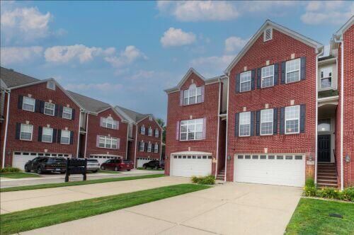 43765 Sweet Cherry Ln, Canton, MI, 48188-5293 | Card Image