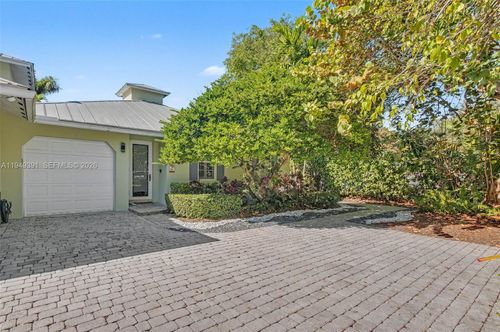 1-10530 Sw 77th Ave, Pinecrest, FL, 33156-3702 | Card Image