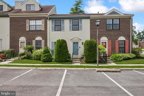 4 Van Buren Pl, LAWRENCE TOWNSHIP, NJ, 08648-4344 | Card Image