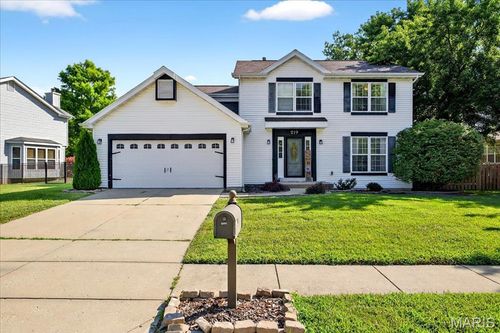 219 Royalltrail Ln, O Fallon, MO, 63368-6980 | Card Image