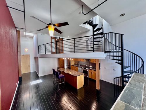 apt-402-18 Lansing St, San Francisco, CA, 94105-2646 | Card Image