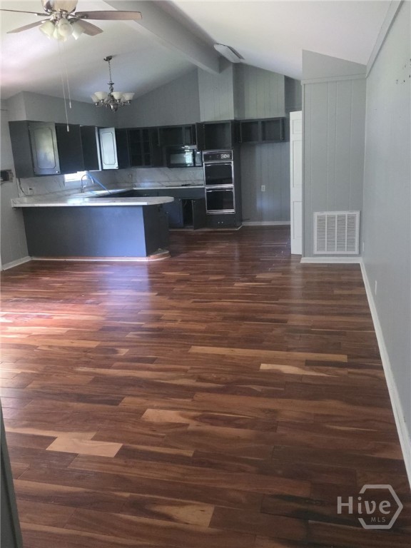 Residential in Bloomingdale 5