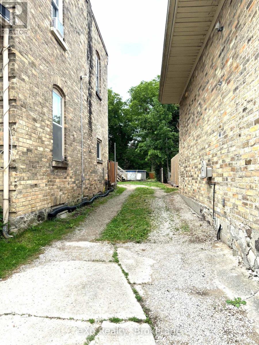 Residential Income in Brockton 4
