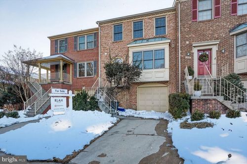 8408 Millwood Dr, SPRINGFIELD, VA, 22152-2835 | Card Image