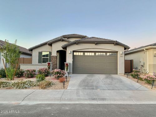 8926 W Rancho Dr, Glendale, AZ, 85305-2018 | Card Image