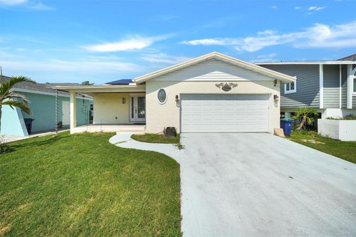17596 1st St E, REDINGTON SHORES, FL, 33708-1214 | Card Image