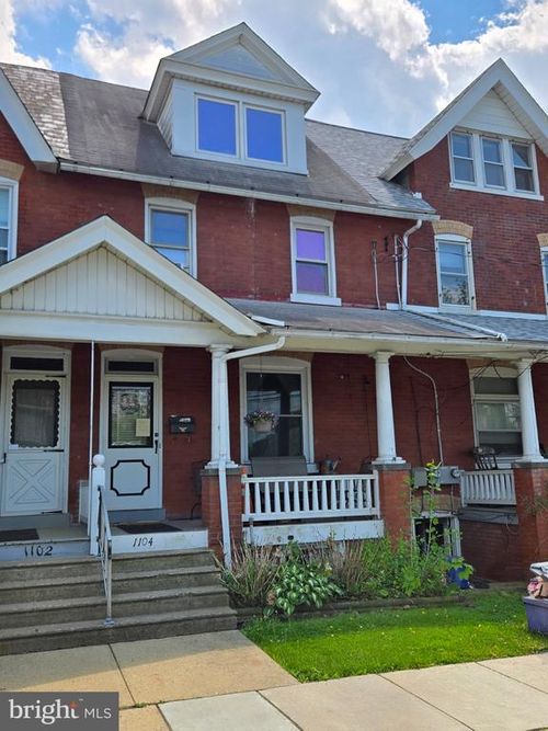 1104 Juniper St, QUAKERTOWN, PA, 18951-1518 | Card Image