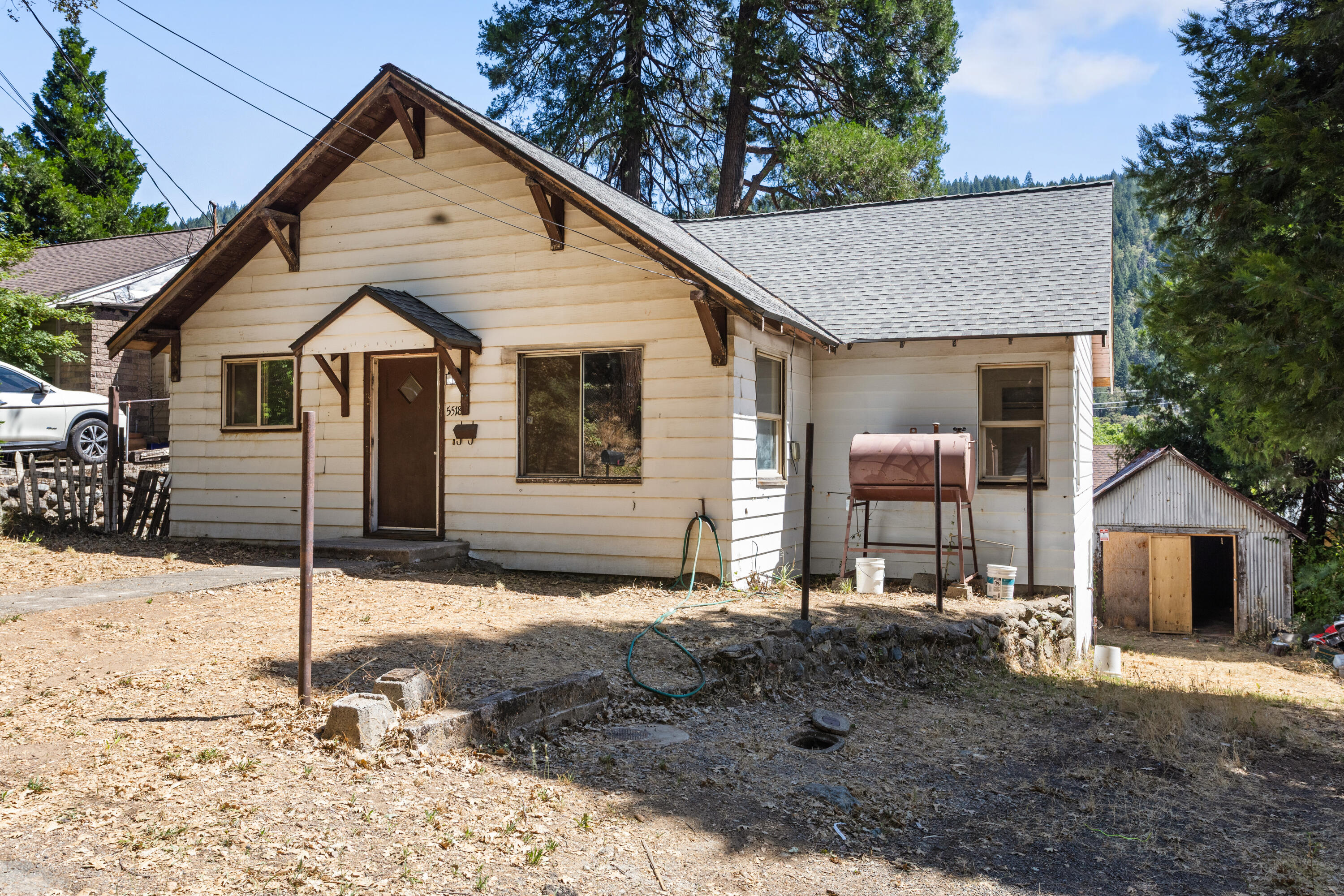 Residential in Dunsmuir 2