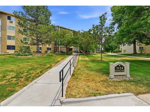 211-3124 S Wheeling Way, Aurora, CO, 80014-5616 | Card Image