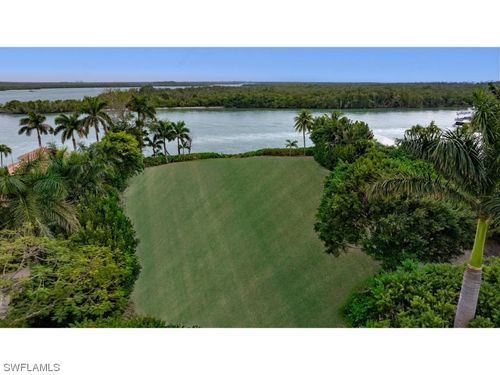 940 Admiralty Parade, NAPLES, FL, 34102-7873 | Card Image