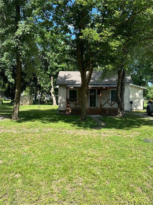510 S Ozark St, Girard, KS, 66743-1721 | Card Image